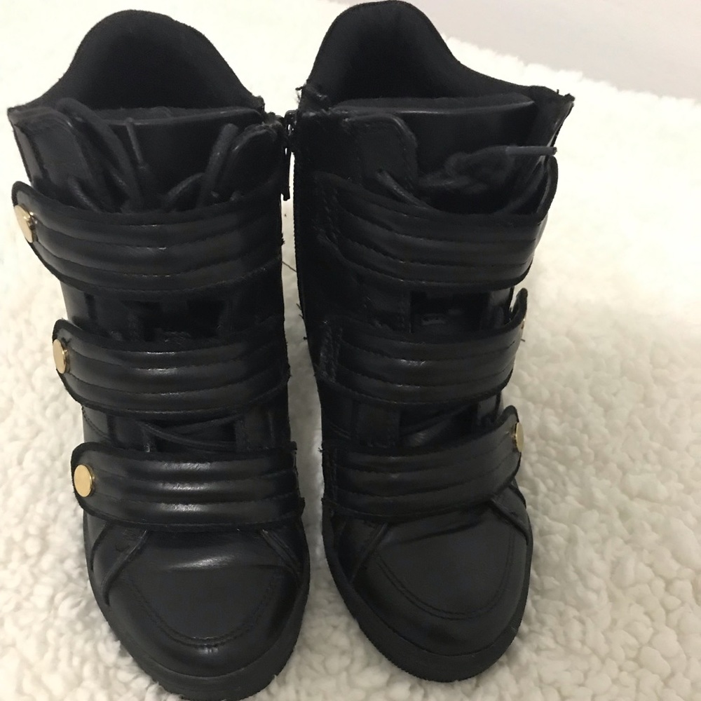 Leather ankle boots